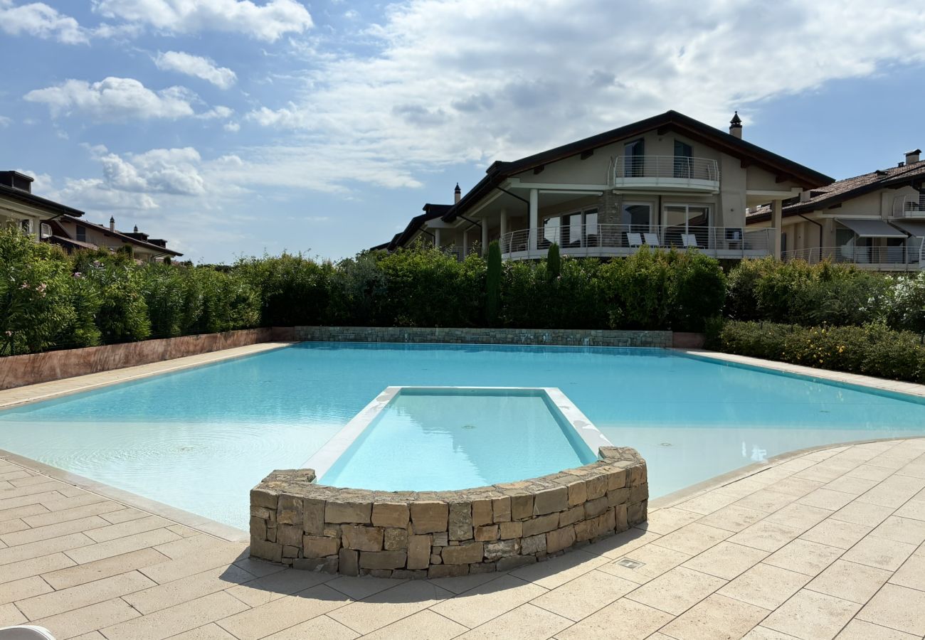 Appartamento a Sirmione - Sirmio Dream View Suite by Bookinggardalake