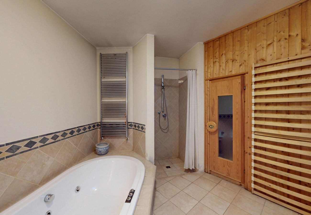 Villa a Soiano del Lago - Villa Sunset lakeview-private pool-by Booking Gard