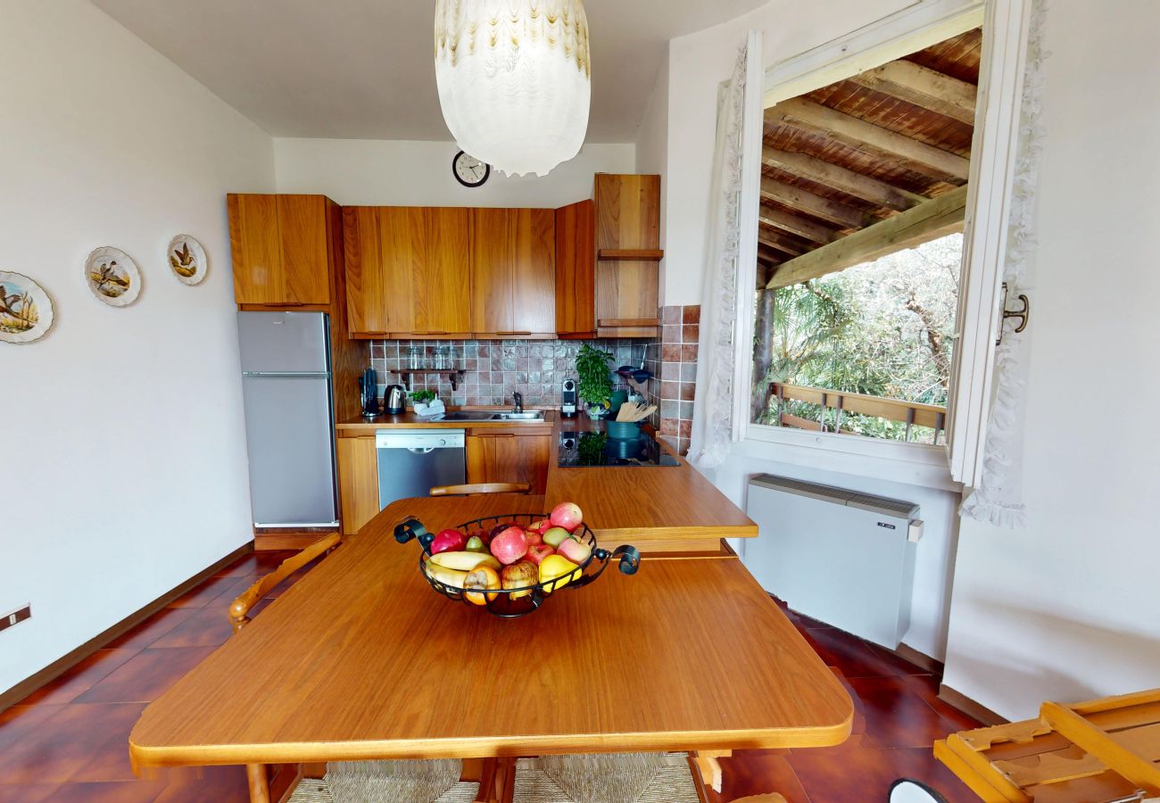 Villa a Soiano del Lago - Villa Sunset lakeview-private pool-by Booking Gard