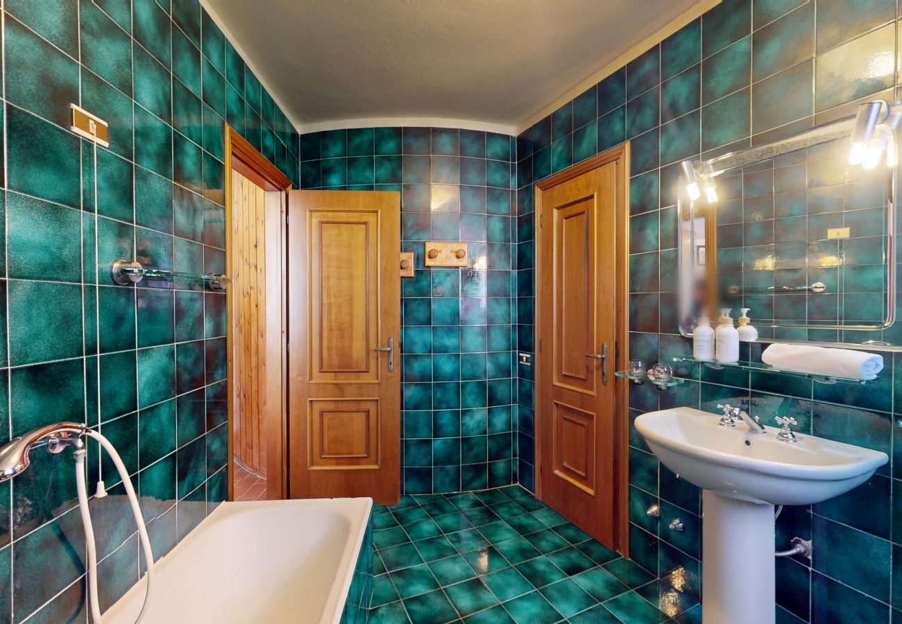 Villa a Soiano del Lago - Villa Sunset lakeview-private pool-by Booking Gard