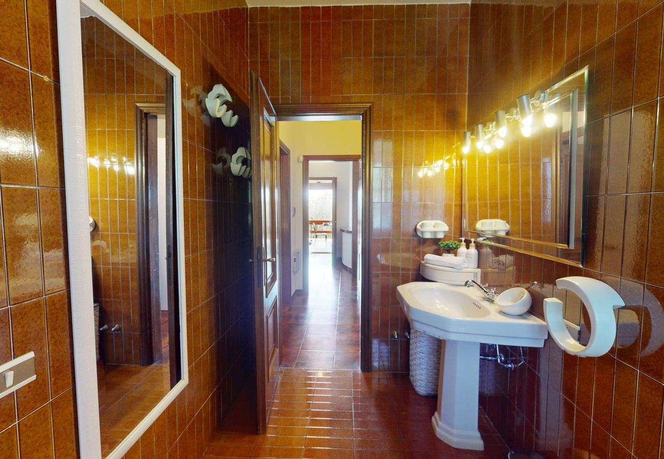 Villa a Soiano del Lago - Villa Sunset lakeview-private pool-by Booking Gard