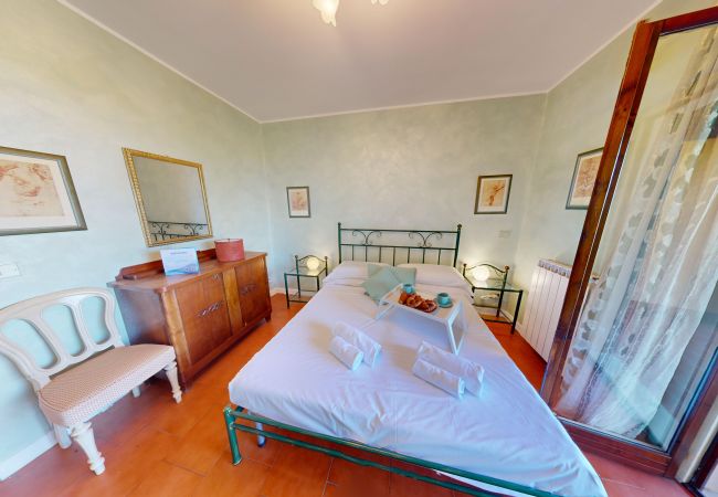 Ferienwohnung in Polpenazze del Garda - Casa Esmeralda sul Garda By Bookinggardalake Ferienwohnung in Polpenazze del Garda - Casa Esmeralda sul Garda By Bookinggardalake