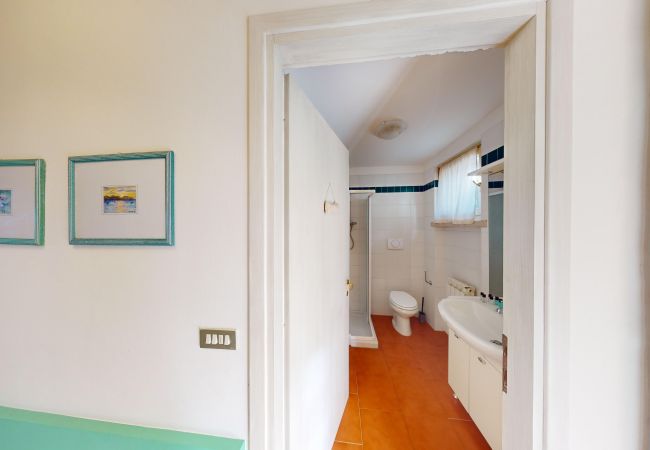 Ferienwohnung in Polpenazze del Garda - Casa Esmeralda sul Garda By Bookinggardalake Ferienwohnung in Polpenazze del Garda - Casa Esmeralda sul Garda By Bookinggardalake