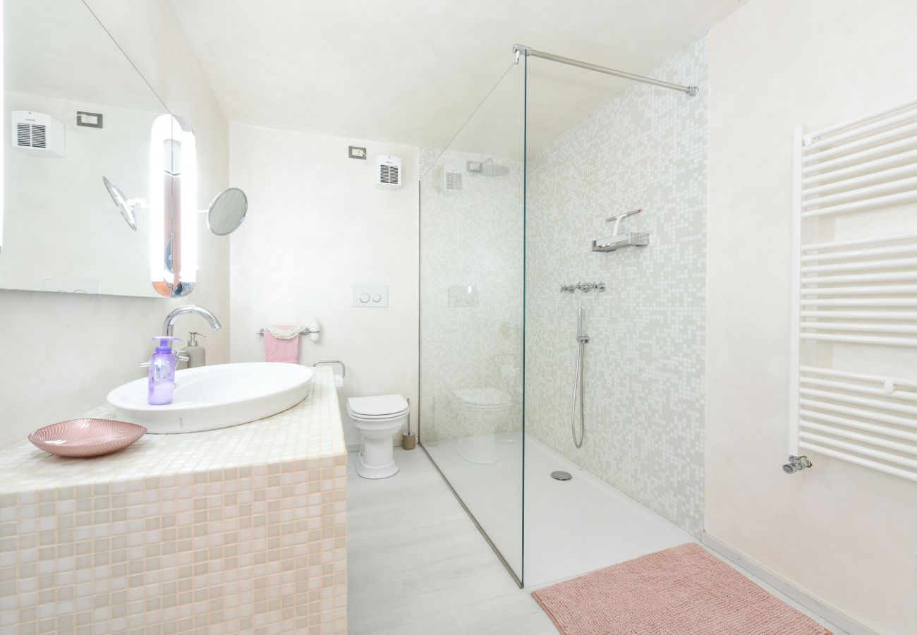 Ferienwohnung in Polpenazze del Garda - Casa Esmeralda sul Garda By Bookinggardalake Ferienwohnung in Polpenazze del Garda - Casa Esmeralda sul Garda By Bookinggardalake