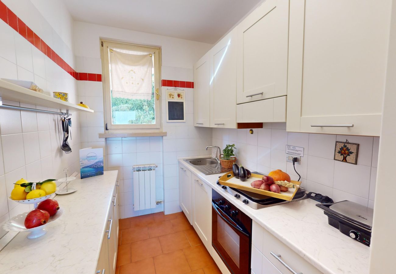 Ferienwohnung in Polpenazze del Garda - Casa Esmeralda sul Garda By Bookinggardalake Ferienwohnung in Polpenazze del Garda - Casa Esmeralda sul Garda By Bookinggardalake