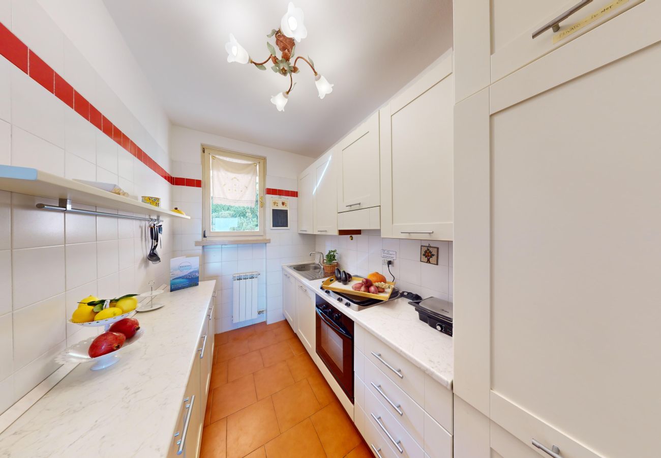 Ferienwohnung in Polpenazze del Garda - Casa Esmeralda sul Garda By Bookinggardalake Ferienwohnung in Polpenazze del Garda - Casa Esmeralda sul Garda By Bookinggardalake