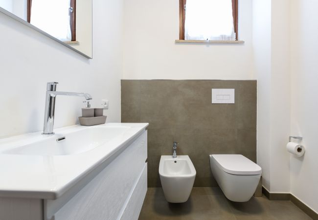 Ferienwohnung in Salò - Isi a Salò By Bookinggardalake Ferienwohnung in Salò - Isi a Salò By Bookinggardalake