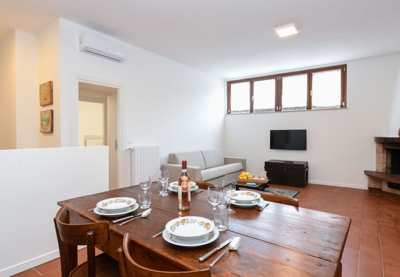Ferienwohnung in Salò - Isi a Salò By Bookinggardalake