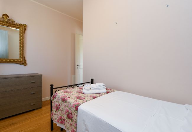 Villa in Manerba del Garda - Villa Iris a Manerba del Garda By Bookinggardalake Villa in Manerba del Garda - Villa Iris a Manerba del Garda By Bookinggardalake