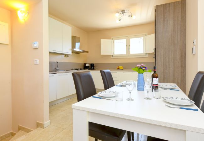 Villa in Manerba del Garda - Villa Iris a Manerba del Garda By Bookinggardalake Villa in Manerba del Garda - Villa Iris a Manerba del Garda By Bookinggardalake