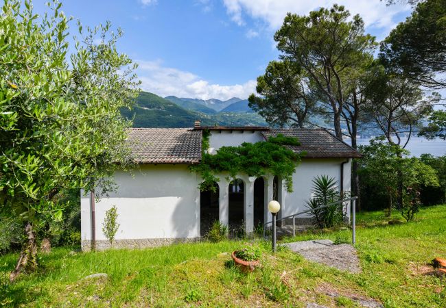 Villa in San Felice del Benaco - Villa Elvira a San Felice By Bookinggardalake Villa in San Felice del Benaco - Villa Elvira a San Felice By Bookinggardalake