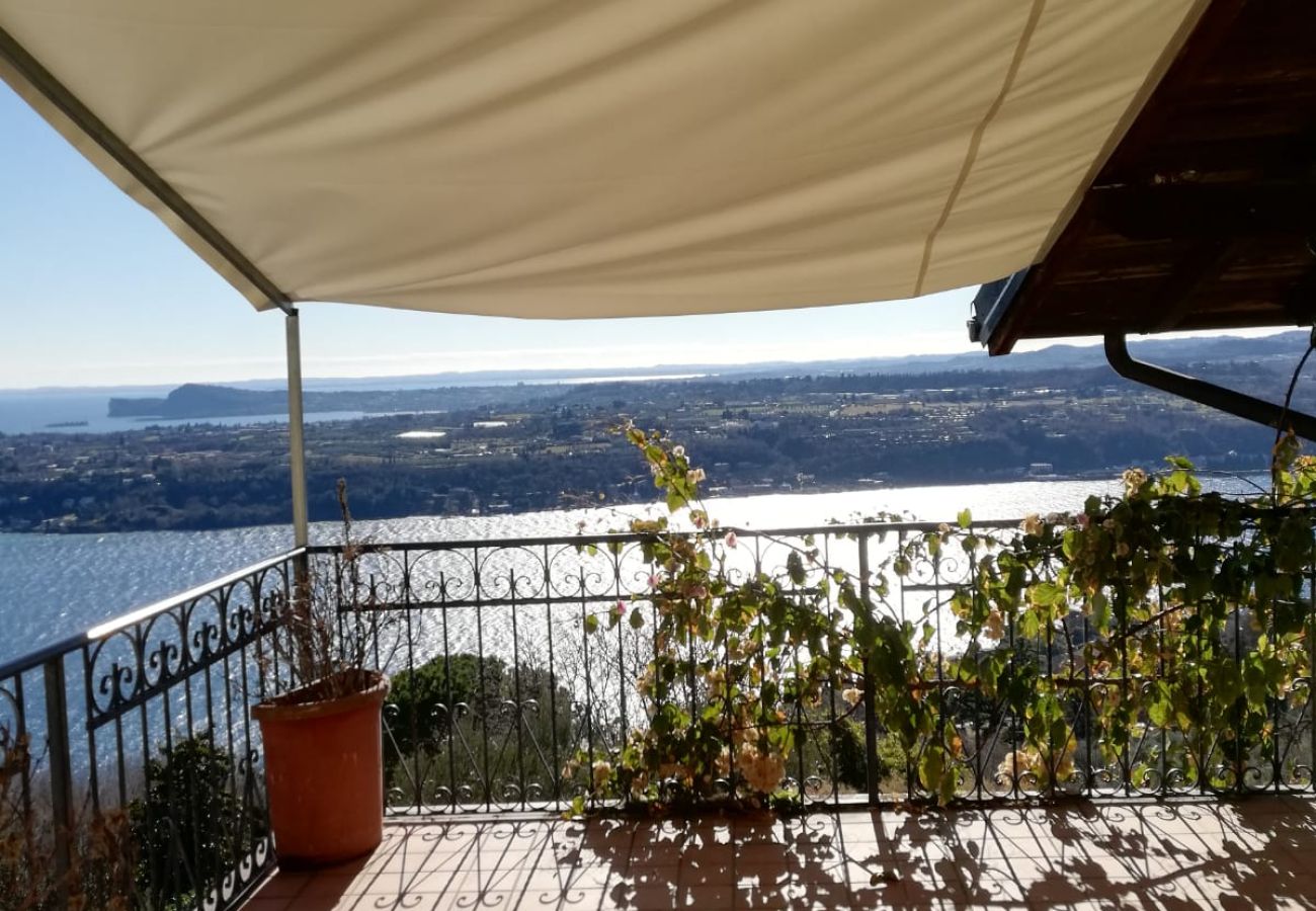 Ferienwohnung in Salò - ATTICO AGATA magic lake view By Bookinggardala