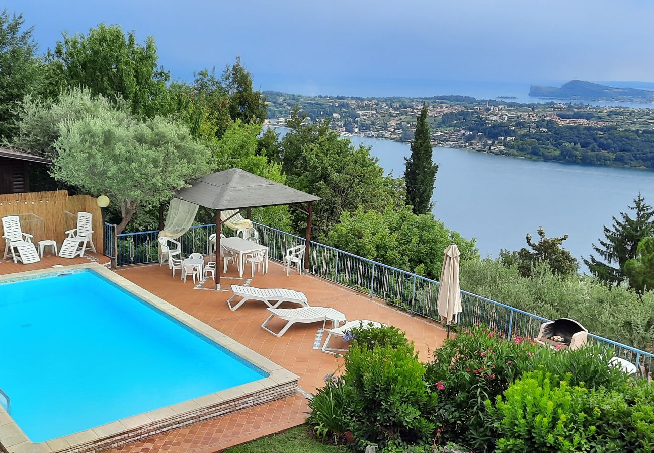 Ferienwohnung in Salò - ATTICO AGATA magic lake view By Bookinggardala