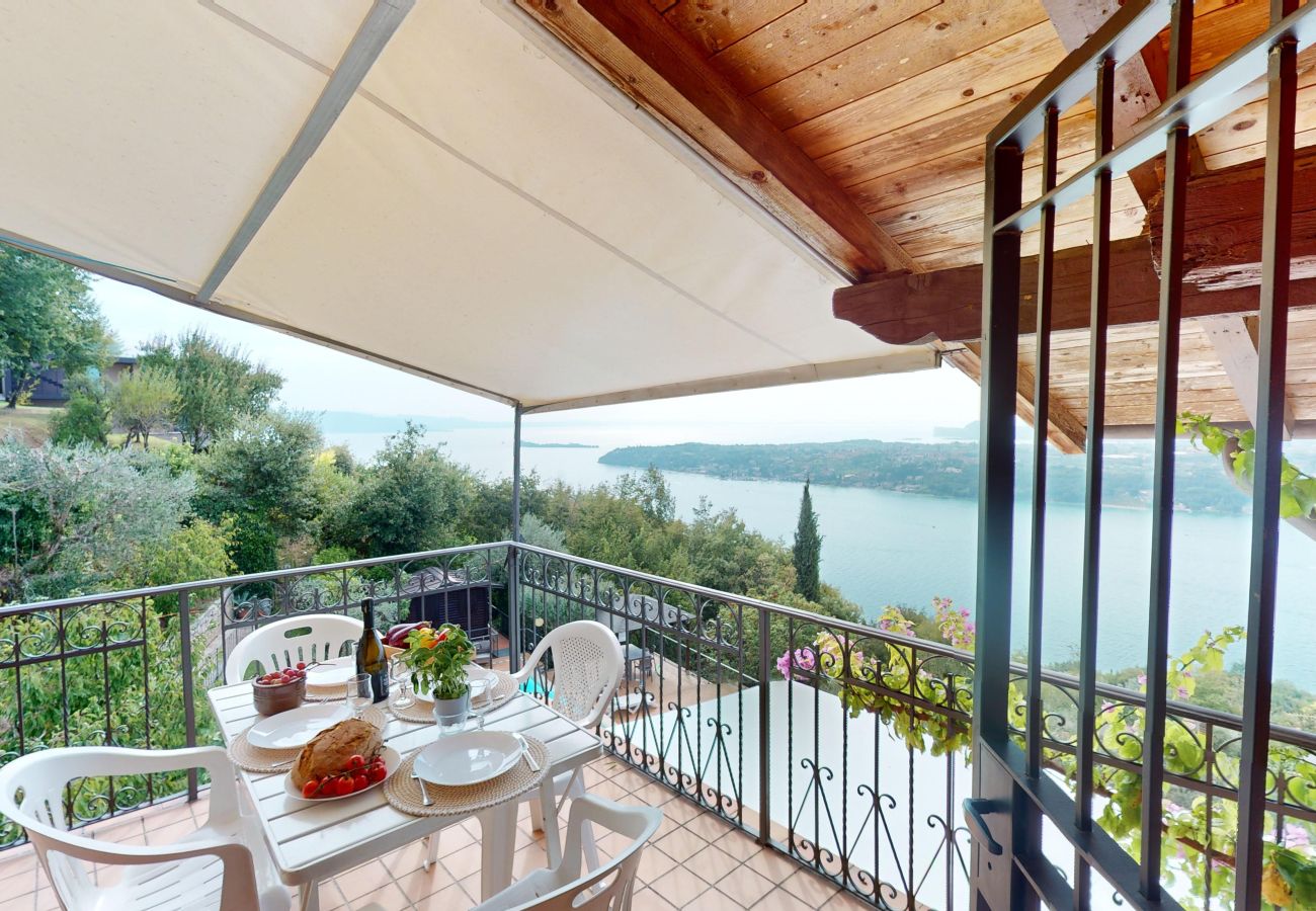 Ferienwohnung in Salò - ATTICO AGATA magic lake view By Bookinggardala