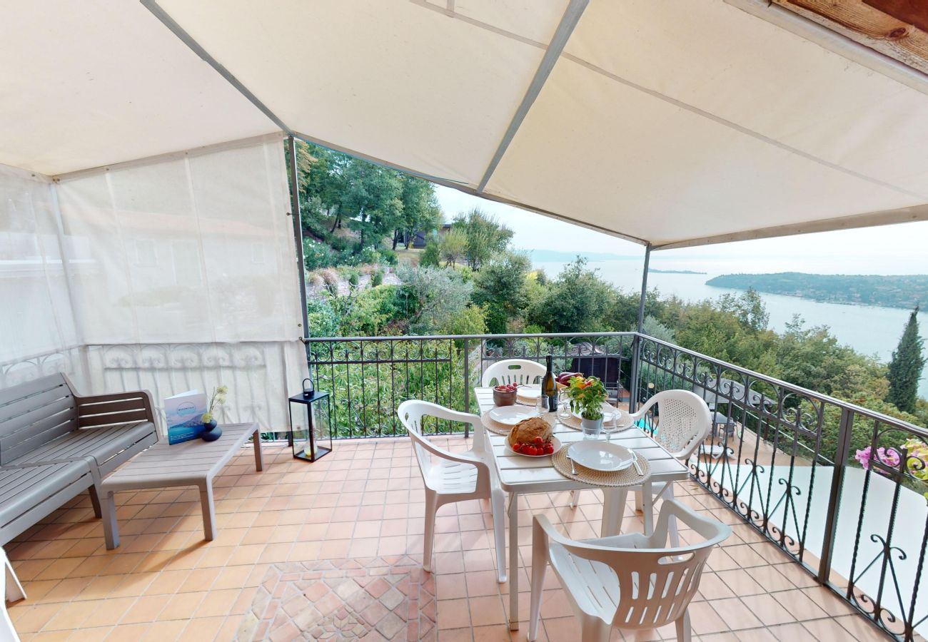 Ferienwohnung in Salò - ATTICO AGATA magic lake view By Bookinggardala