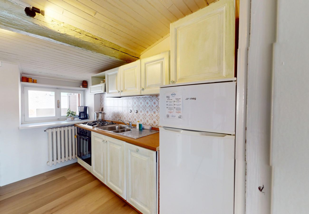 Ferienwohnung in Salò - ATTICO AGATA magic lake view By Bookinggardala