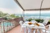 Ferienwohnung in Salò - Apt QUARZO Salò magic lake view By Bookinggardalak