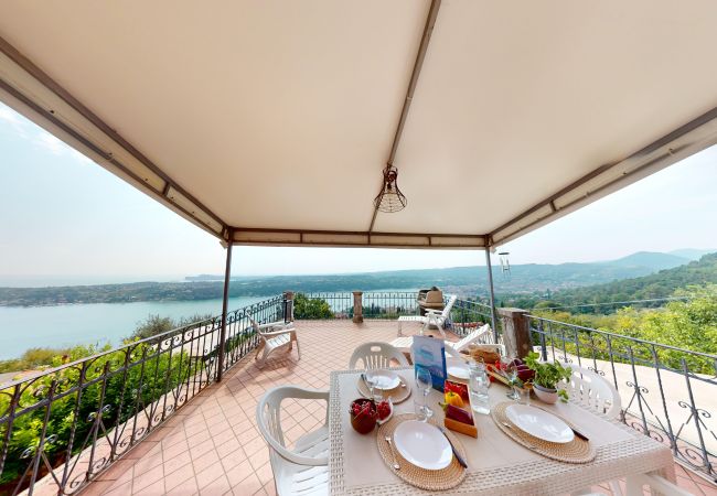 Ferienwohnung in Salò - Casale Massina GIADA a Salò By Bookinggardalake Ferienwohnung in Salò - Casale Massina GIADA a Salò By Bookinggardalake