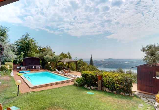 Ferienwohnung in Salò - Casale Massina PERLA a Salò By Bookinggardalake Ferienwohnung in Salò - Casale Massina PERLA a Salò By Bookinggardalake