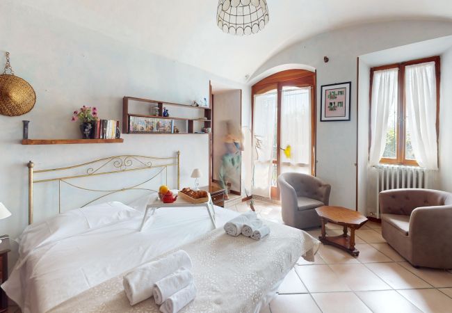 Ferienwohnung in Salò - Casale Massina PERLA a Salò By Bookinggardalake Ferienwohnung in Salò - Casale Massina PERLA a Salò By Bookinggardalake