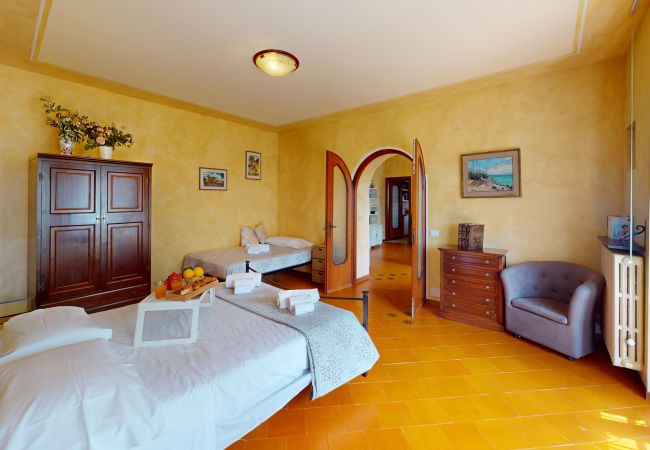 Ferienwohnung in Salò - Casale Massina PERLA a Salò By Bookinggardalake Ferienwohnung in Salò - Casale Massina PERLA a Salò By Bookinggardalake