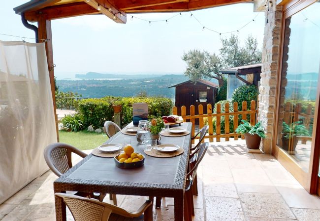 Ferienwohnung in Salò - Casale Massina PERLA a Salò By Bookinggardalake Ferienwohnung in Salò - Casale Massina PERLA a Salò By Bookinggardalake