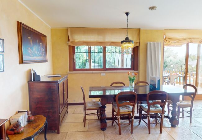 Ferienwohnung in Salò - Casale Massina PERLA a Salò By Bookinggardalake Ferienwohnung in Salò - Casale Massina PERLA a Salò By Bookinggardalake