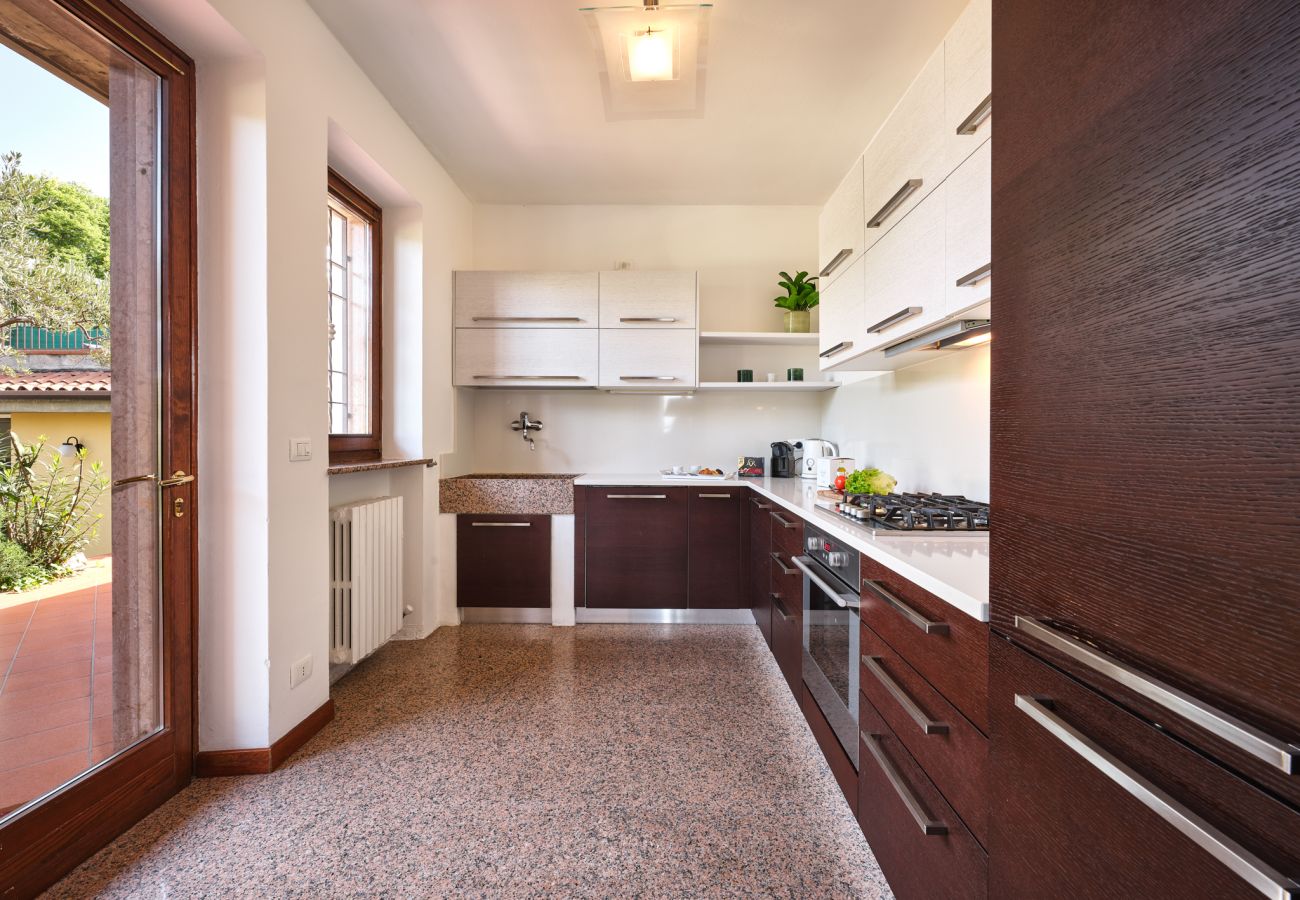 Villa in Lazise - VILLA CELEBRITY