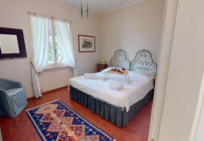 Villa in Salò - Villa Oleandri con piscina By Bookinggardalake Villa in Salò - Villa Oleandri con piscina By Bookinggardalake