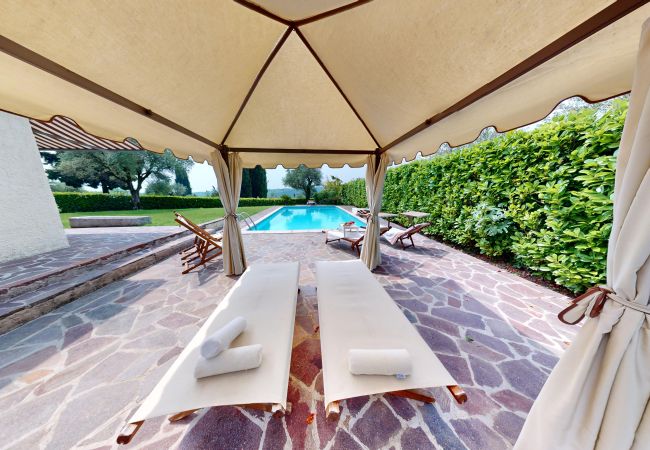 Villa in Salò - Villa Oleandri con piscina By Bookinggardalake Villa in Salò - Villa Oleandri con piscina By Bookinggardalake