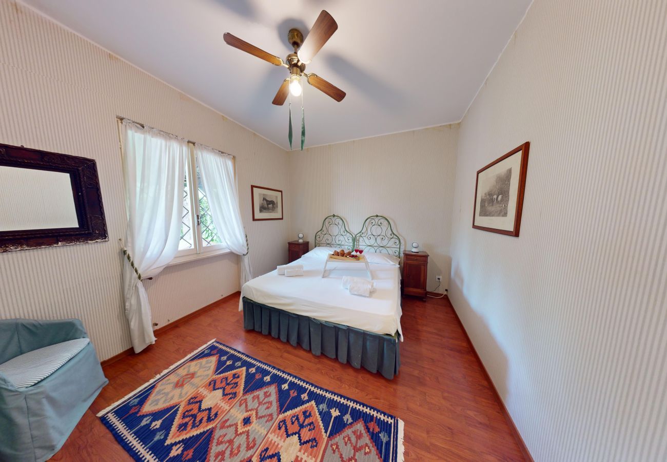 Villa in Salò - Villa Oleandri con piscina By Bookinggardalake Villa in Salò - Villa Oleandri con piscina By Bookinggardalake