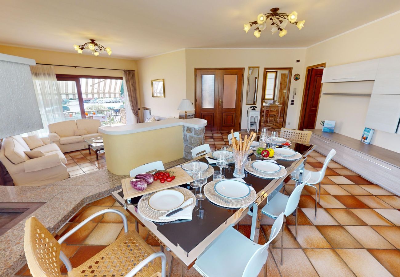 Villa in Puegnago sul Garda - Villa Fiorita with olive groove Bookinggardalake