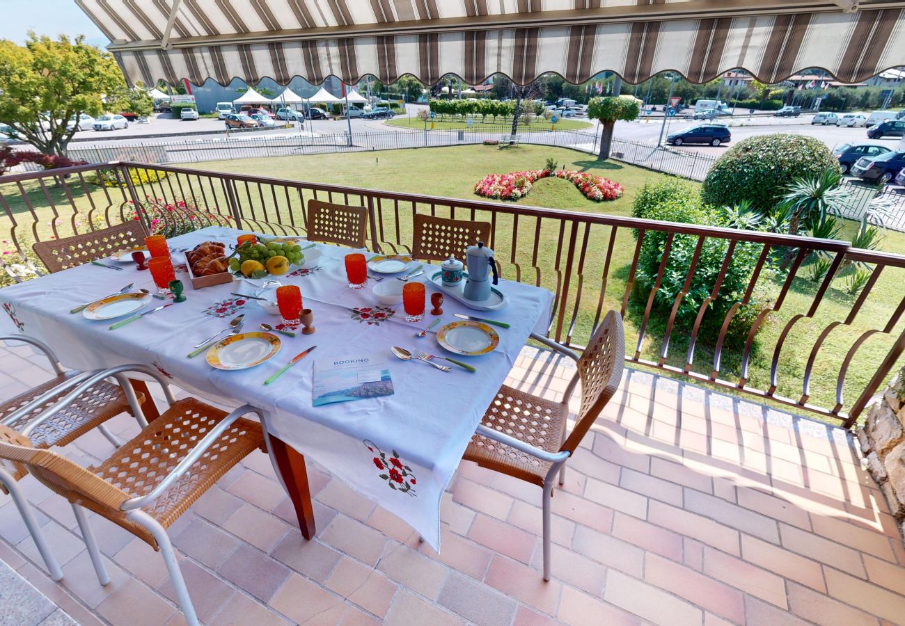 Villa in Puegnago sul Garda - Villa Fiorita with olive groove Bookinggardalake