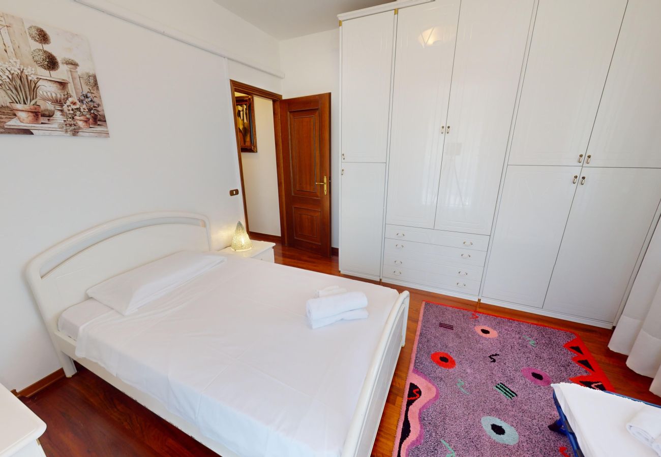 Villa in Puegnago sul Garda - Villa Fiorita with olive groove Bookinggardalake