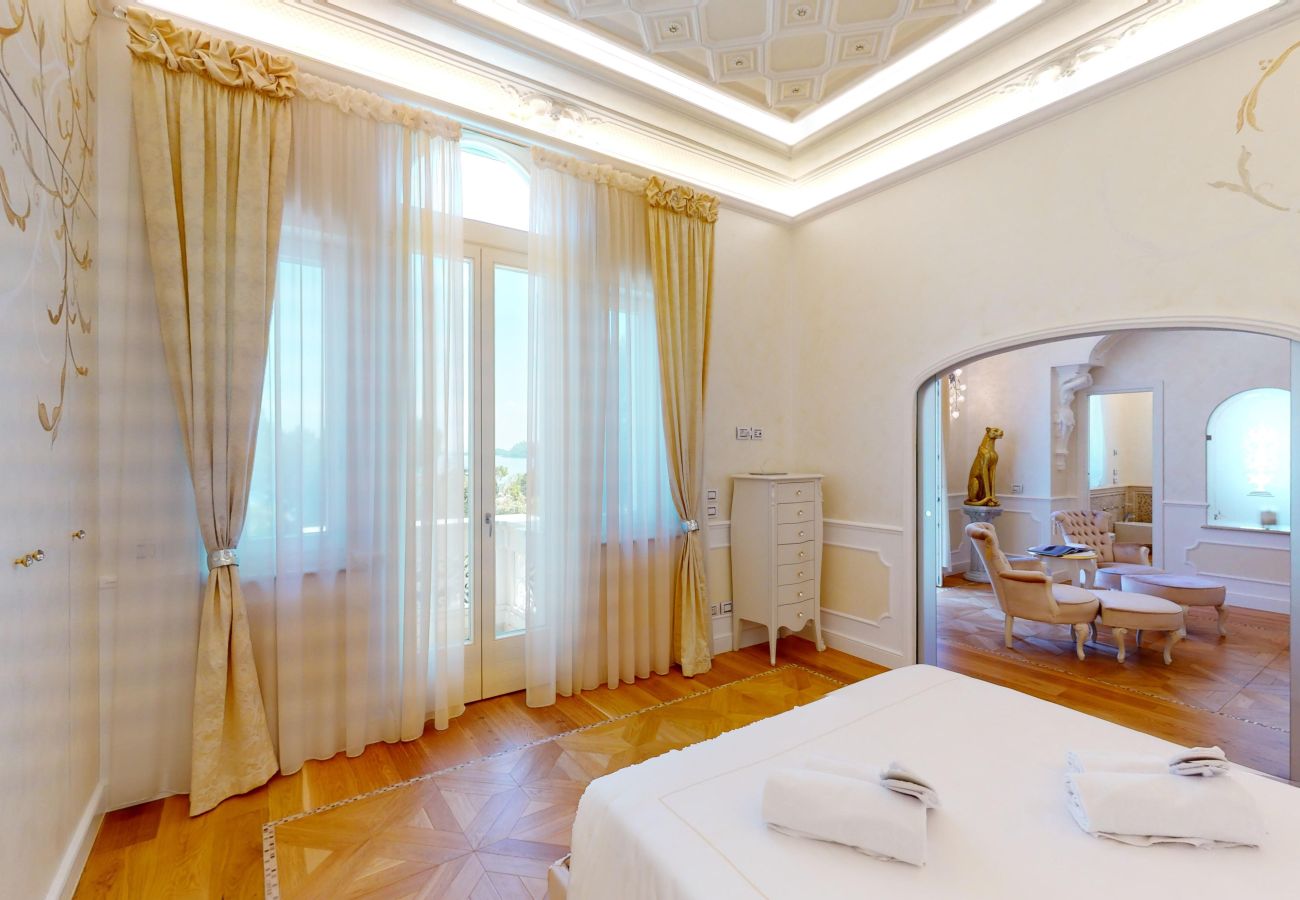 Villa in Salò - Villa Diamante By Bookinggardalake Villa in Salò - Villa Diamante By Bookinggardalake