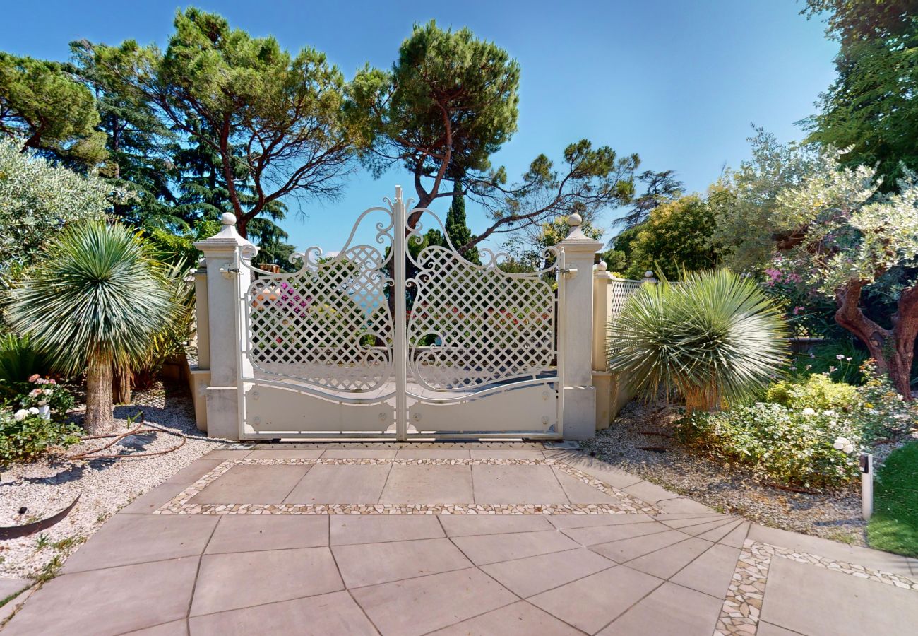 Villa in Salò - Villa Diamante By Bookinggardalake Villa in Salò - Villa Diamante By Bookinggardalake