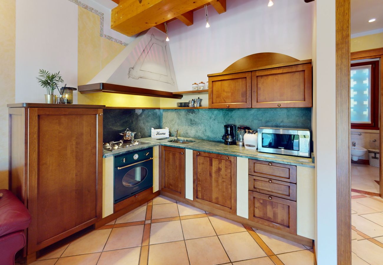 Ferienwohnung in Padenghe sul Garda - Relax for family pool, wi-fi, garden Garda Pleasur