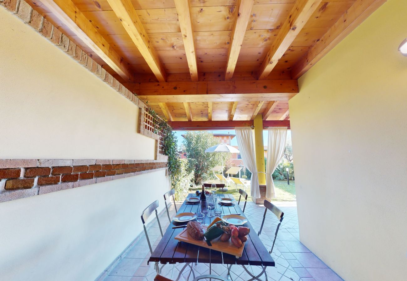 Ferienwohnung in Padenghe sul Garda - Relax for family pool, wi-fi, garden Garda Pleasur