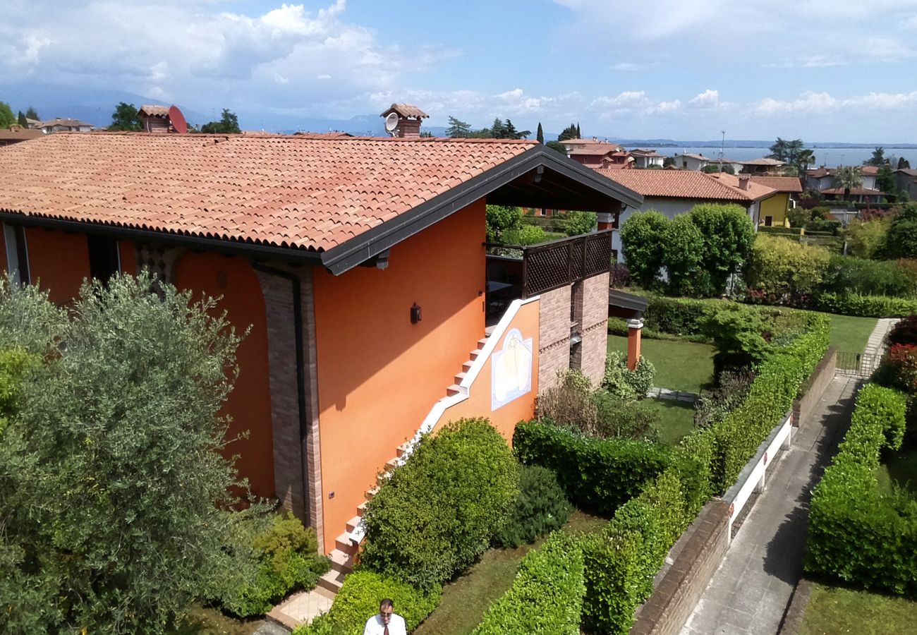 Ferienwohnung in Padenghe sul Garda - Gardasole family pool, wi-fi, private garden Gar