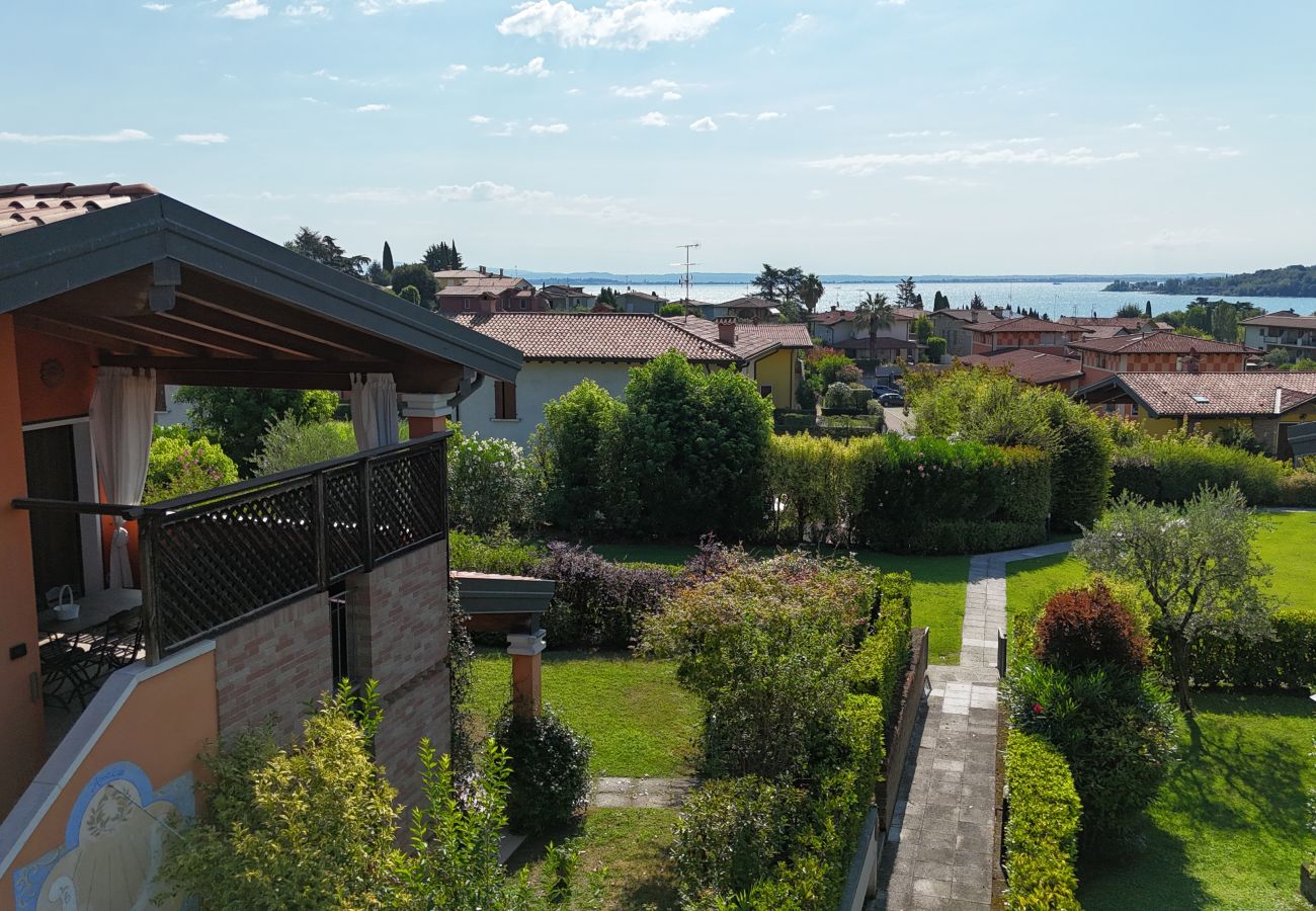 Ferienwohnung in Padenghe sul Garda - Gardasole family pool, wi-fi, private garden Gar