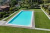 Ferienwohnung in Padenghe sul Garda - Gardasole family pool, wi-fi, private garden Gar