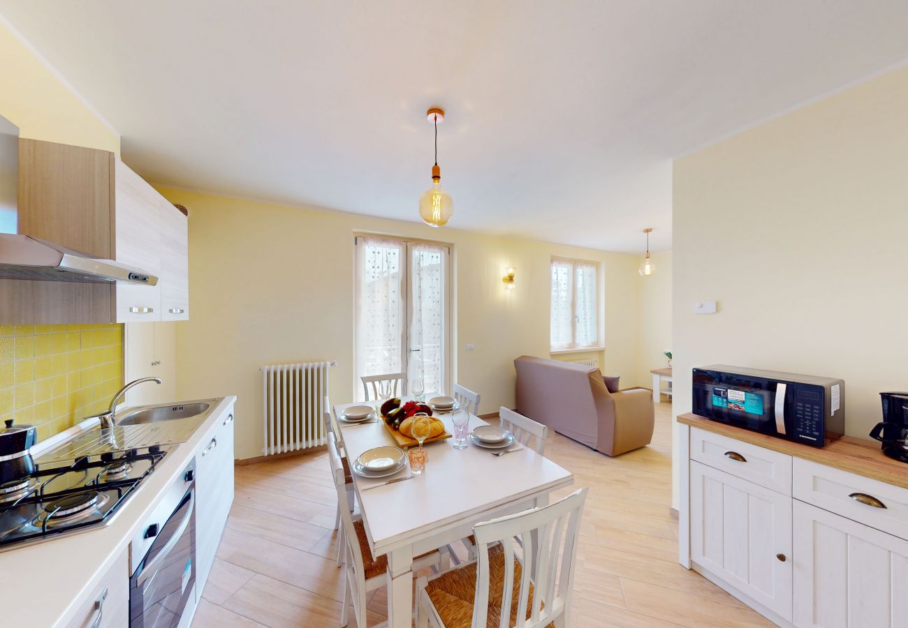 Ferienwohnung in Manerba del Garda - Pinko House free wi-fi By Bookinggardalake