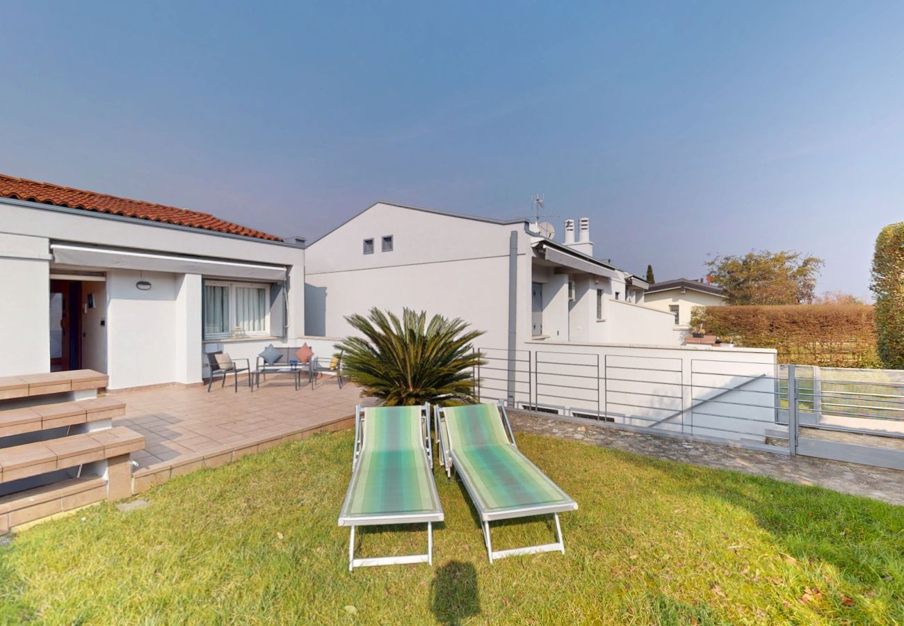 Ferienwohnung in Manerba del Garda - Appartamento Gloria by Bookinggardalake