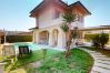 Villa in Manerba del Garda - Villa Dolcevita piscina privata by Bookinggardal