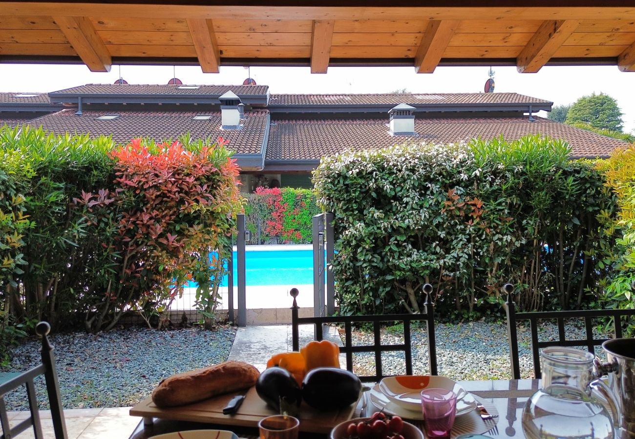 Chalet in Manerba del Garda - Maison Belvedere By Bookinggardalake