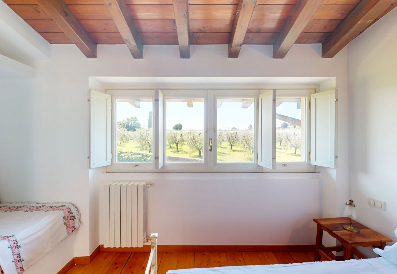 Ferienwohnung in San Felice del Benaco - Garda View romantic apt with pool by Bookinggardal