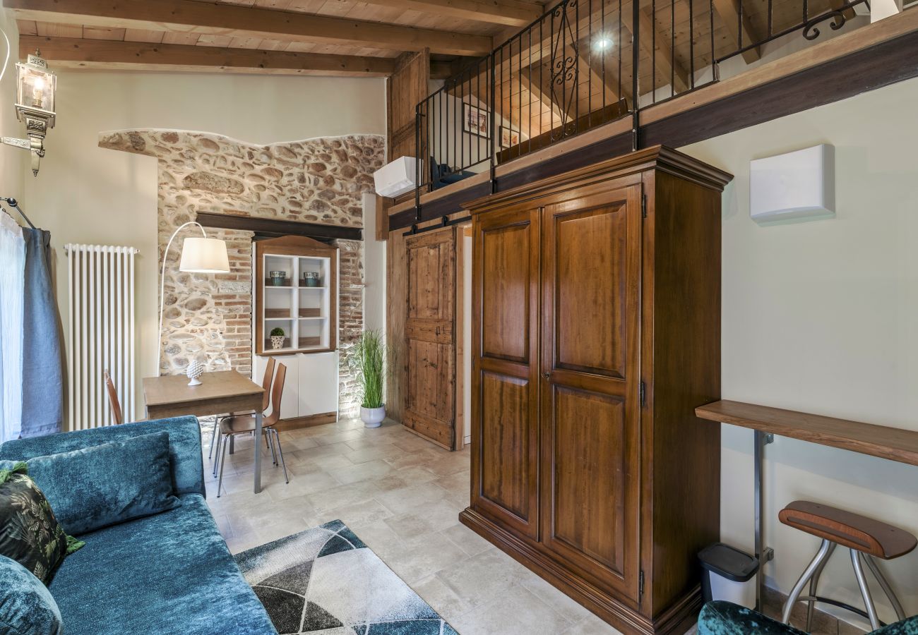 Studio in Castelnuovo del Garda - CORTE MONTELEONE SUITE HONEYMOON