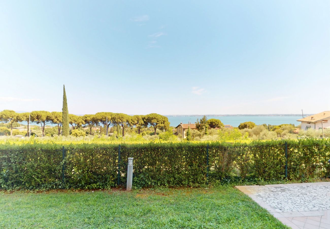 Ferienwohnung in Moniga del Garda - Agape Apartment by Bookinggardalake