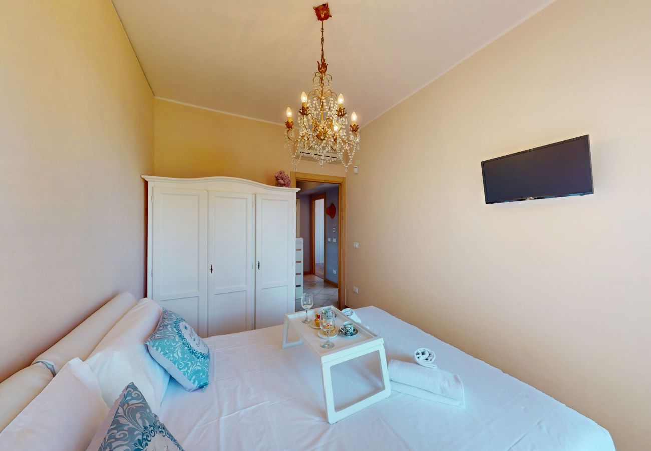 Ferienwohnung in Moniga del Garda - Agape Apartment by Bookinggardalake