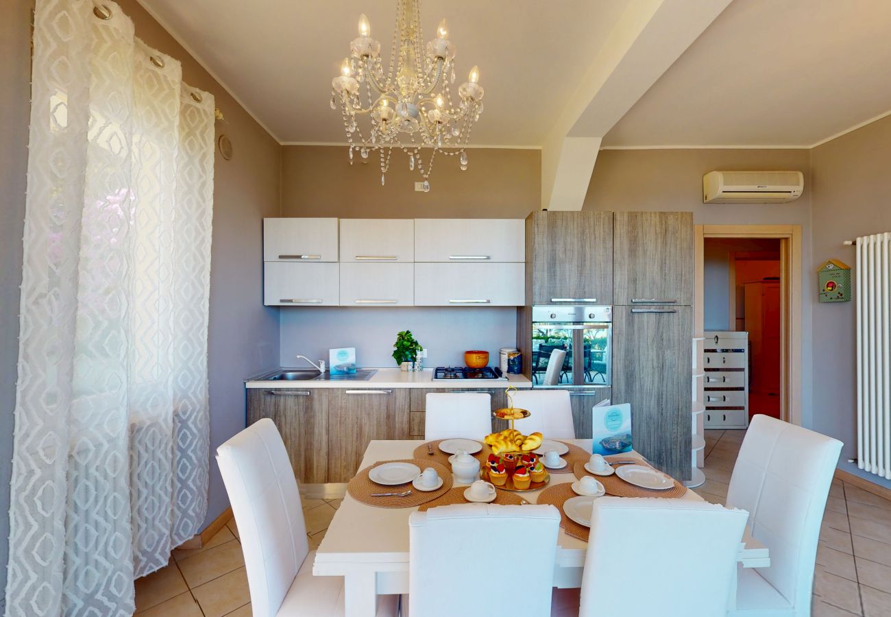 Ferienwohnung in Moniga del Garda - Agape Apartment by Bookinggardalake